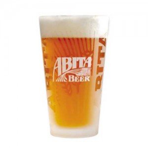 Beer pint glass cup