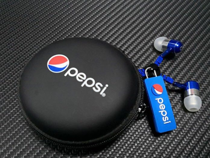 Earbuds with Circle Shaped Box