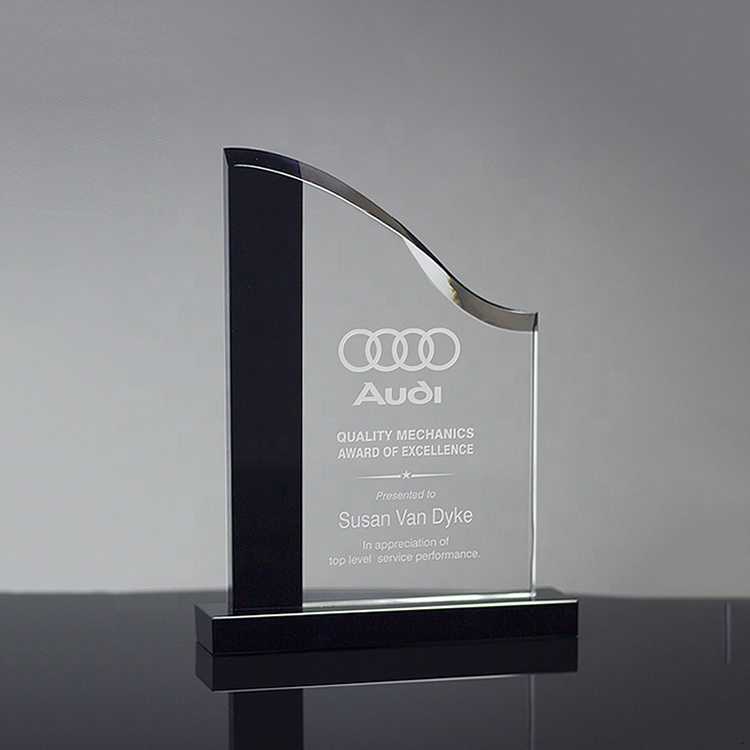 Hca25e487e22b404cbe81cd72a88c3444E